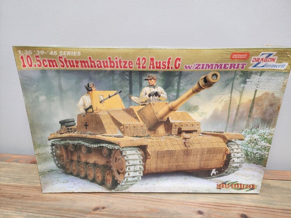 DRAGON MODEL 6454 10.5cm Sturmhaubitze 42 Ausf.g w/Zimmerit Sealed